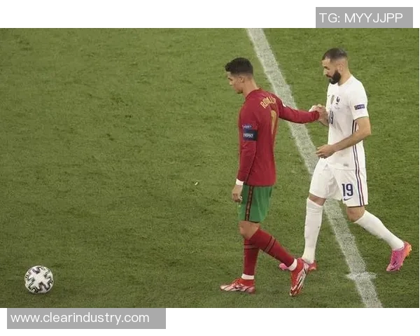 浴火重生,闪耀回归:XXX(球员姓名)用进球宣告王者归来! 浴火重生,闪耀回归:XXX(球员姓名)用进球宣告王者归来!